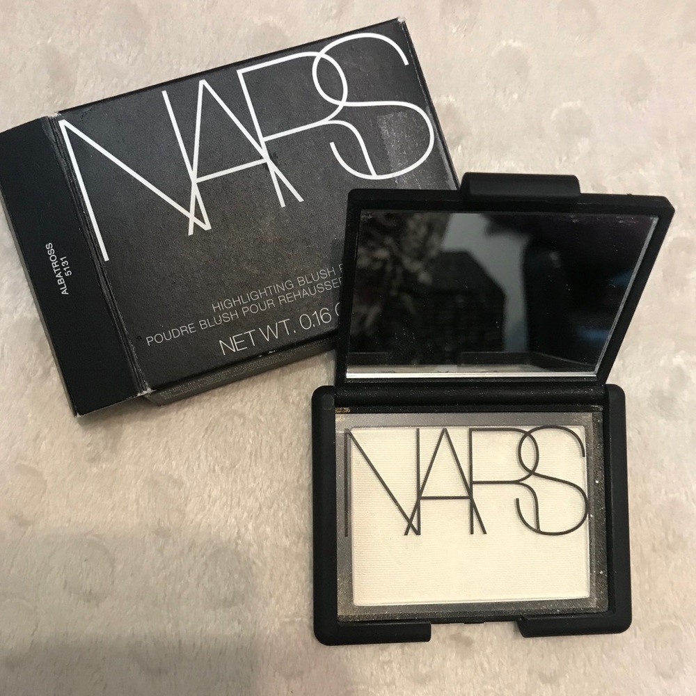 NARS Highlighting Powder